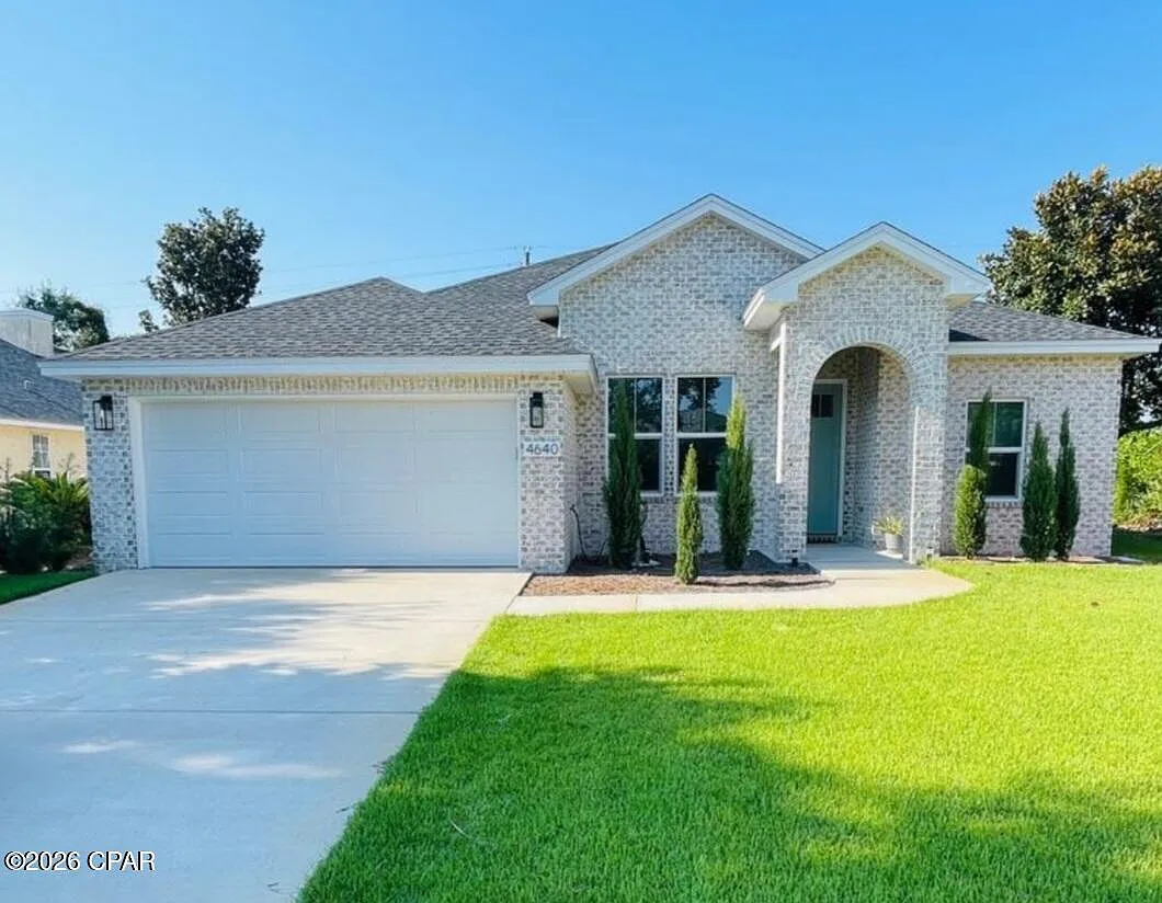4 bed, 2154 sqft, $3,450 — Photo 1