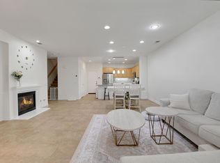 15723 Parkhouse Dr Unit 105, Fontana, CA 92336