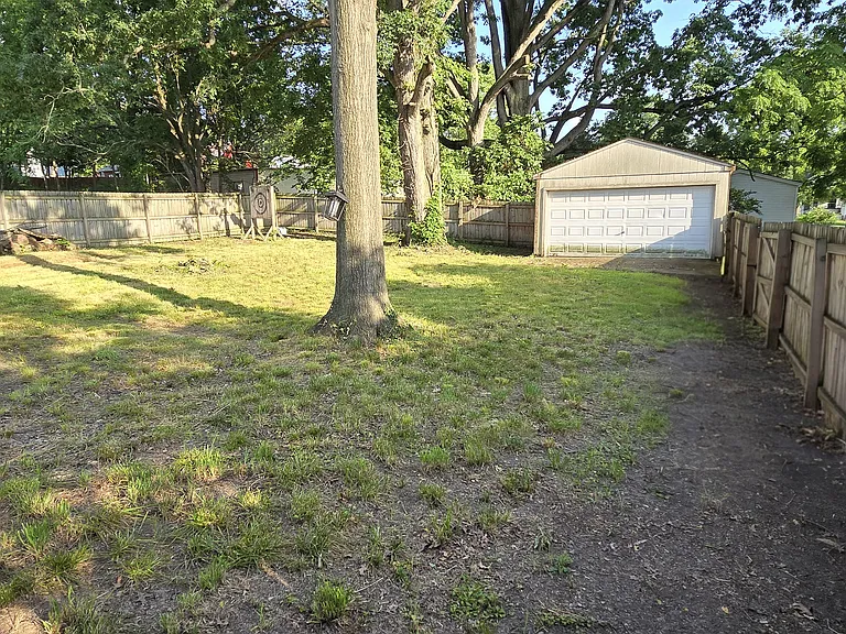 2818 Draper St SE — Photo 12