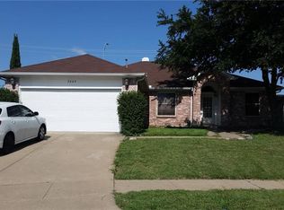 5205 Summer Creek Ct, Arlington, TX 76018