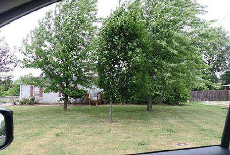 1st image of 1884 Grandview Dr
