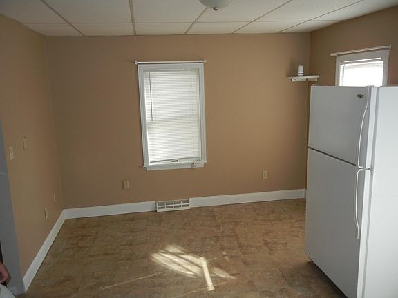 3rd image of 322 S Spring Ave #1