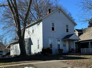 305 Winter St, West Burlington, IA 52655
