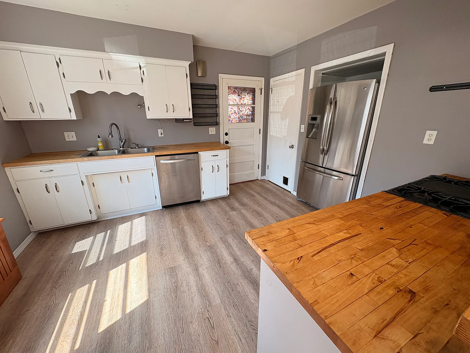 3 bed, 1639 sqft, $2,200 — Photo 4