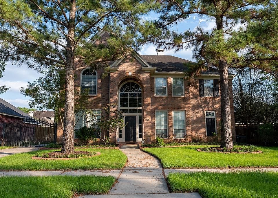 1st image of 12715 Silverglen Estates Dr