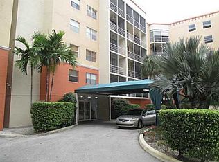 2821 N Miami Beach Blvd #2, North Miami Beach, FL 33160