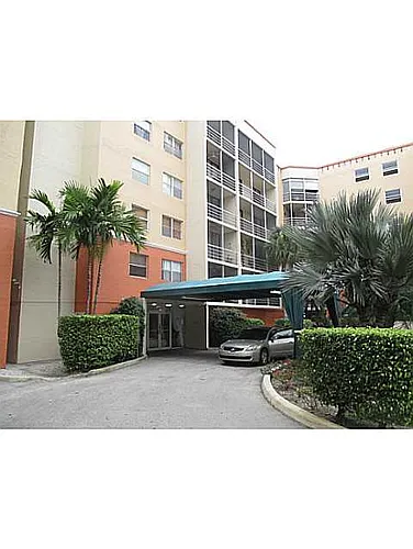2821 N Miami Beach Blvd Photo 1