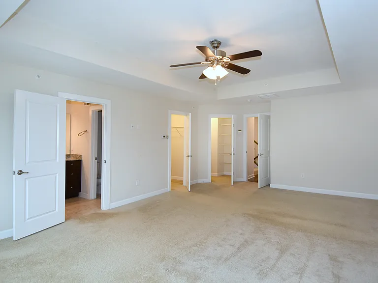 346 Osona Ln — Photo 18