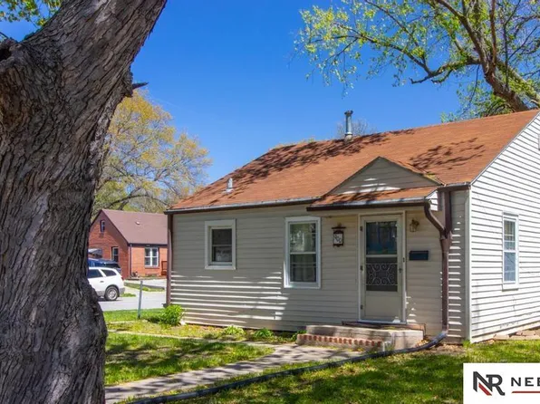 900 Clark St, Lincoln, NE 68510