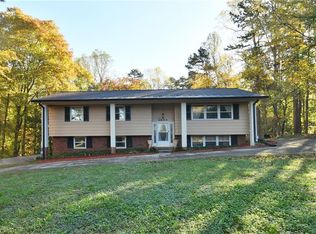 1650 Ralee Dr, Winston Salem, NC 27127