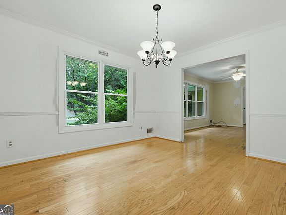 5th image of 1720 Windsorbrooke Dr