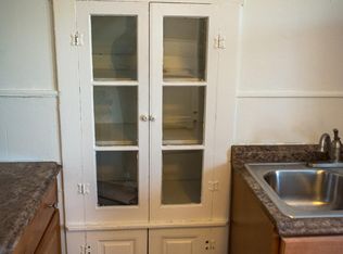 31 Water St APT B, Farmingdale, NJ 07727