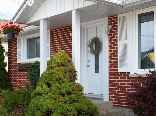 74 William St, Kawartha Lakes, ON K0M 1A0