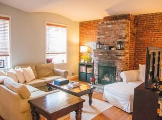9-15 Battery St #5, Boston, MA 02109