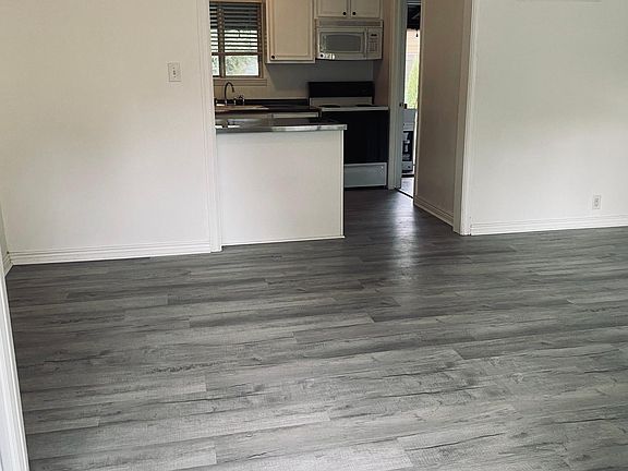 2nd image of 1843 E Hill Ave