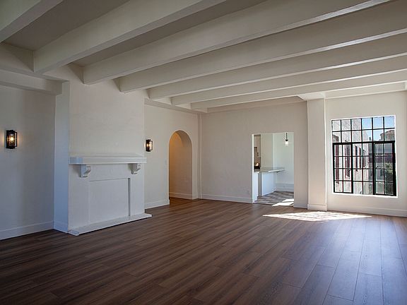 4th image of 848 S Oxford Ave APT 602