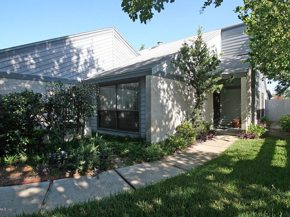 1st image of 2635 Latrium Cir S
