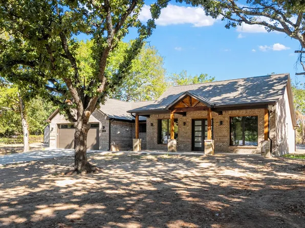 128 Autumn Wood Trl, Mabank, TX 75156