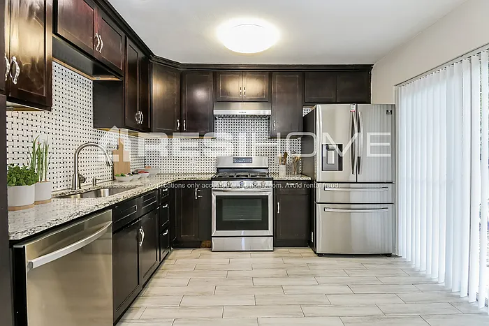 5358 Regal Oak Cir — Photo 3