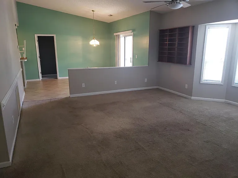 120 Breezewood Dr — Photo 12