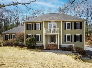 21 Hidden Brick Rd, Hopkinton, MA 01748