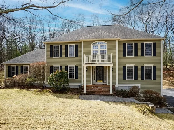 21 Hidden Brick Rd, Hopkinton, MA 01748