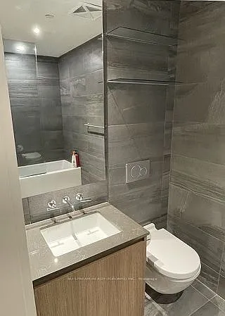 81 Wellesley St E #607 — Photo 9