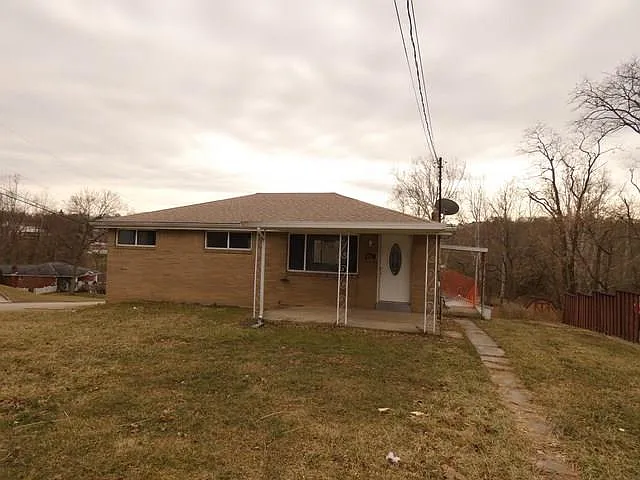 9886 Joan Dr photo 1