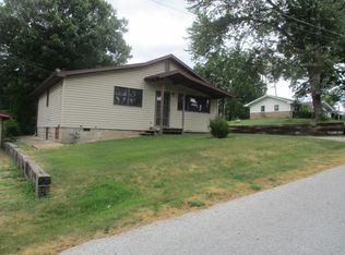 600 E Garfield Ave, Ava, MO 65608