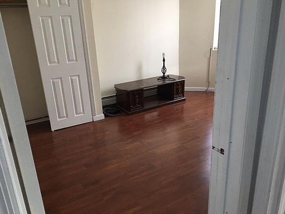 2nd image of 63 Clendenny Ave