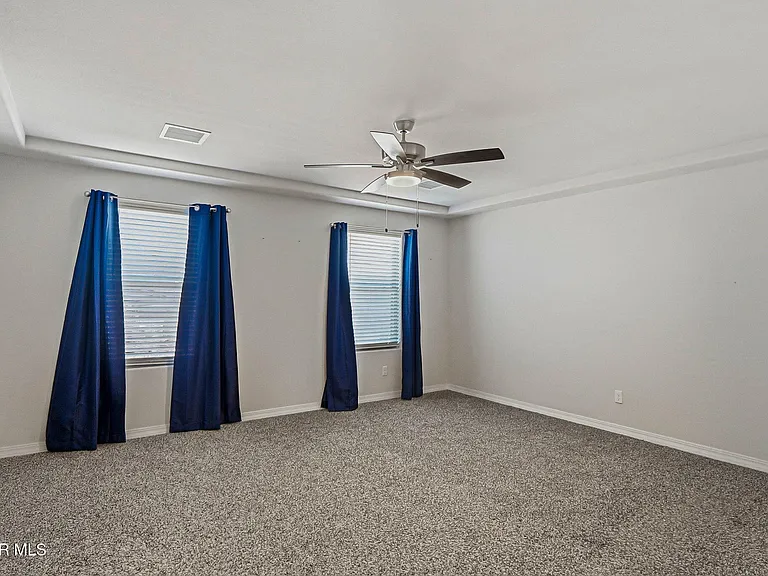 7509 Enchanted Park Dr — Photo 47