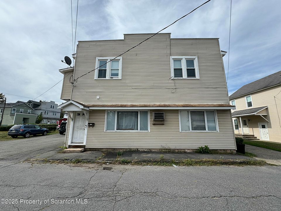 1st image of 11 Sago Ave