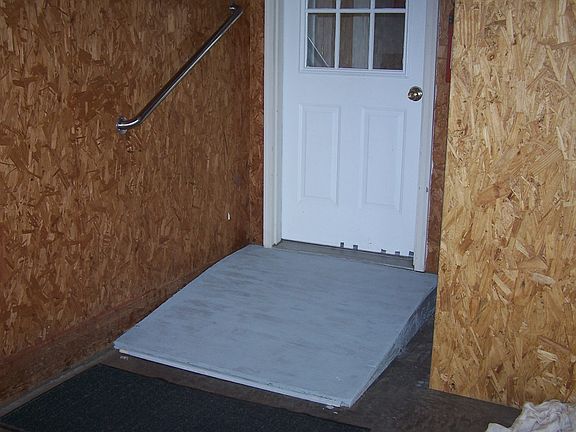 3rd image of 319 Guthrie Rd