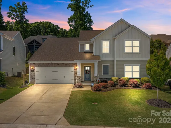 2647 Wedgewood Ct, Denver, NC 28037