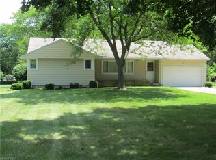 4701 Dover Center Rd, North Olmsted, OH 44070
