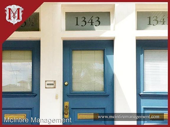 4th image of 1343 Calumet Ave