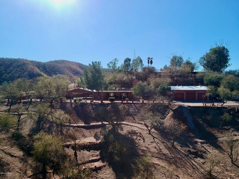 1st image of 8 Amura Ln
