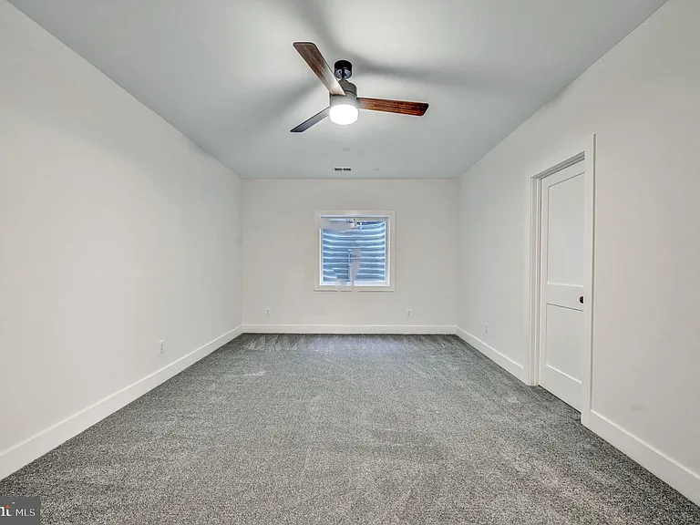 8179 Bodkin Ave — Photo 31