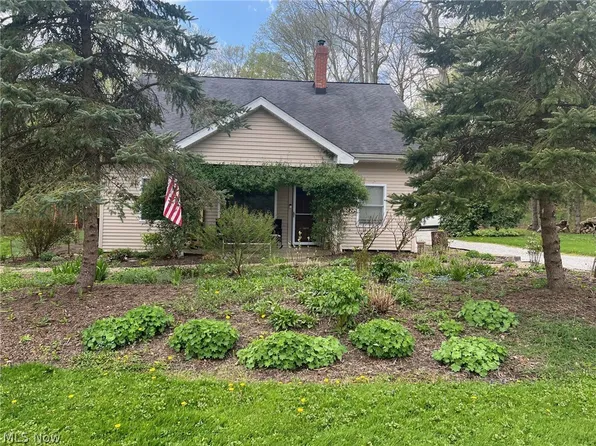 11718 Basswood Rd, Chardon, OH 44024