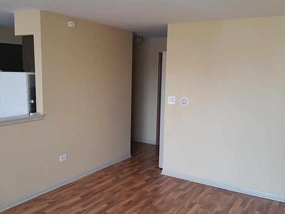 3rd image of 2140 Kenilworth Ave APT 309