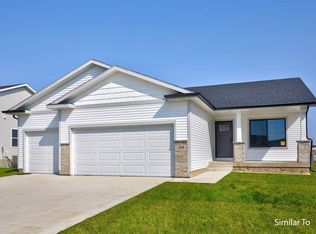 1653 20th Ave SE, Altoona, IA 50009