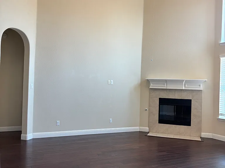 6117 Mickelson Way — Photo 9