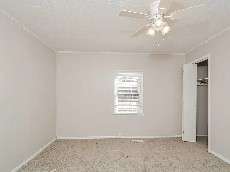 1774800_021_main_bedroom_13322572.jpg