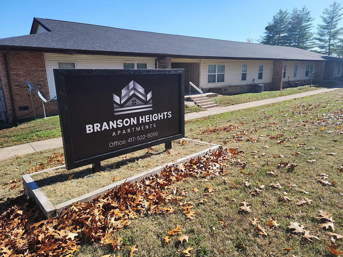 Building Photo - 1450 Herschend Ln