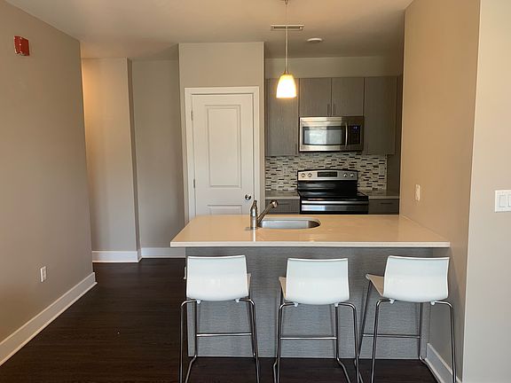 2nd image of 4435 Baltimore Ave APT 106