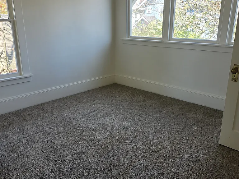 5203 12th Ave NE — Photo 24