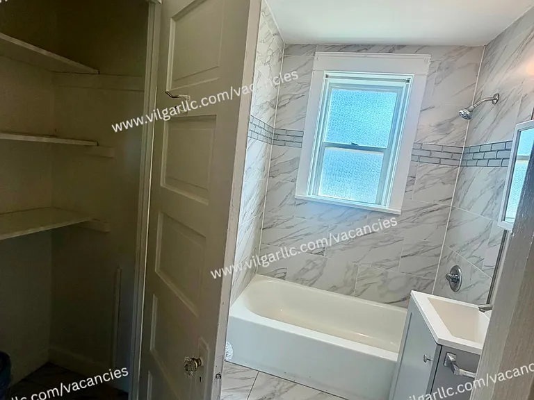 4715 Melville Ave — Photo 11