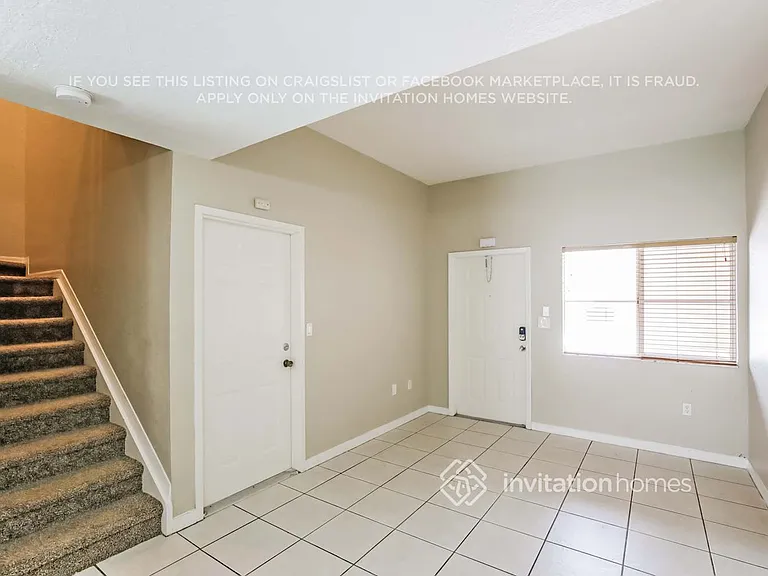 8910 SW 220th Ln — Photo 5