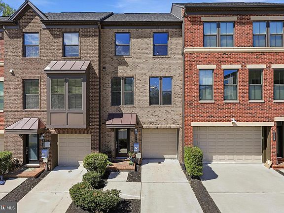 2nd image of 3056 Wild Blue Indigo Ct