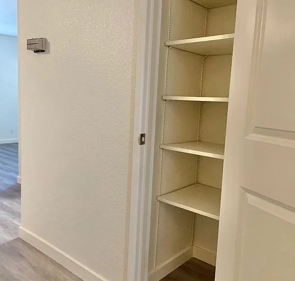 331 S Jefferson St #5 — Photo 8
